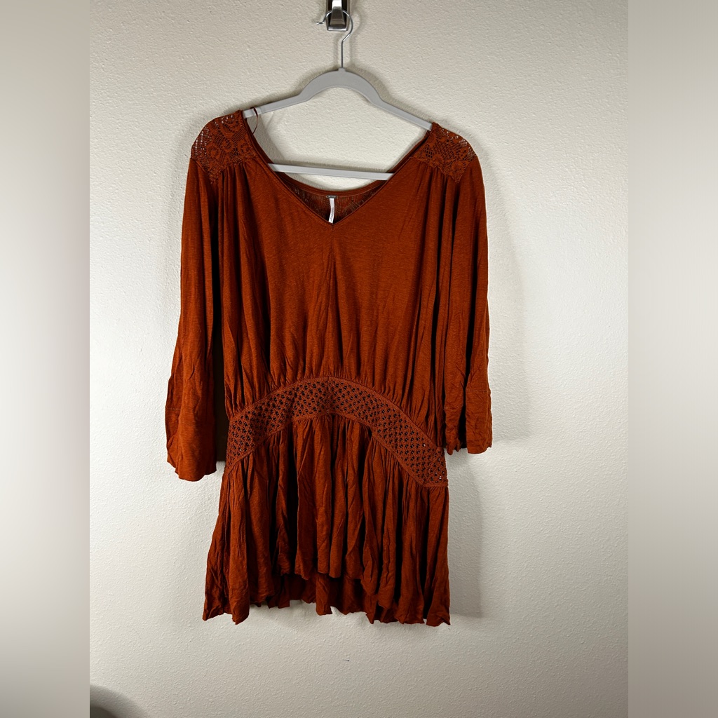 Free People Size M Long Sleeve Sweater Dress/ Shirt Can Be Worn As Both